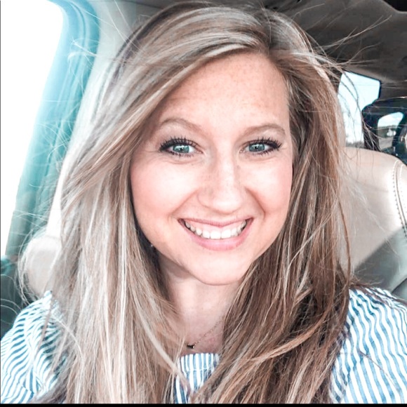 Meet your Posher, Jessica - Picture 5 of 6